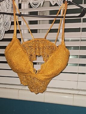 Auden Lace Bralette in Mustard